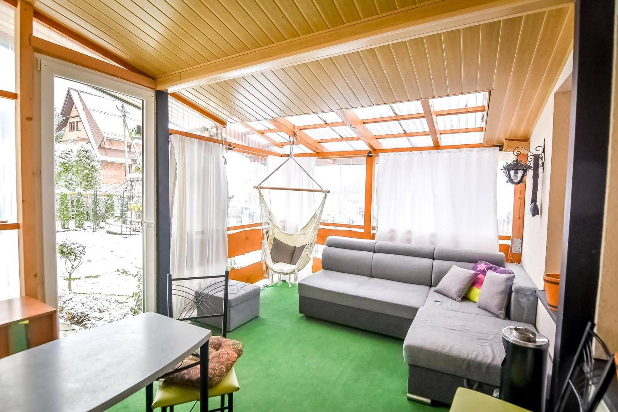 Ciukrowa Chatka Sauna & Jacuzzi Poronin Exteriör bild