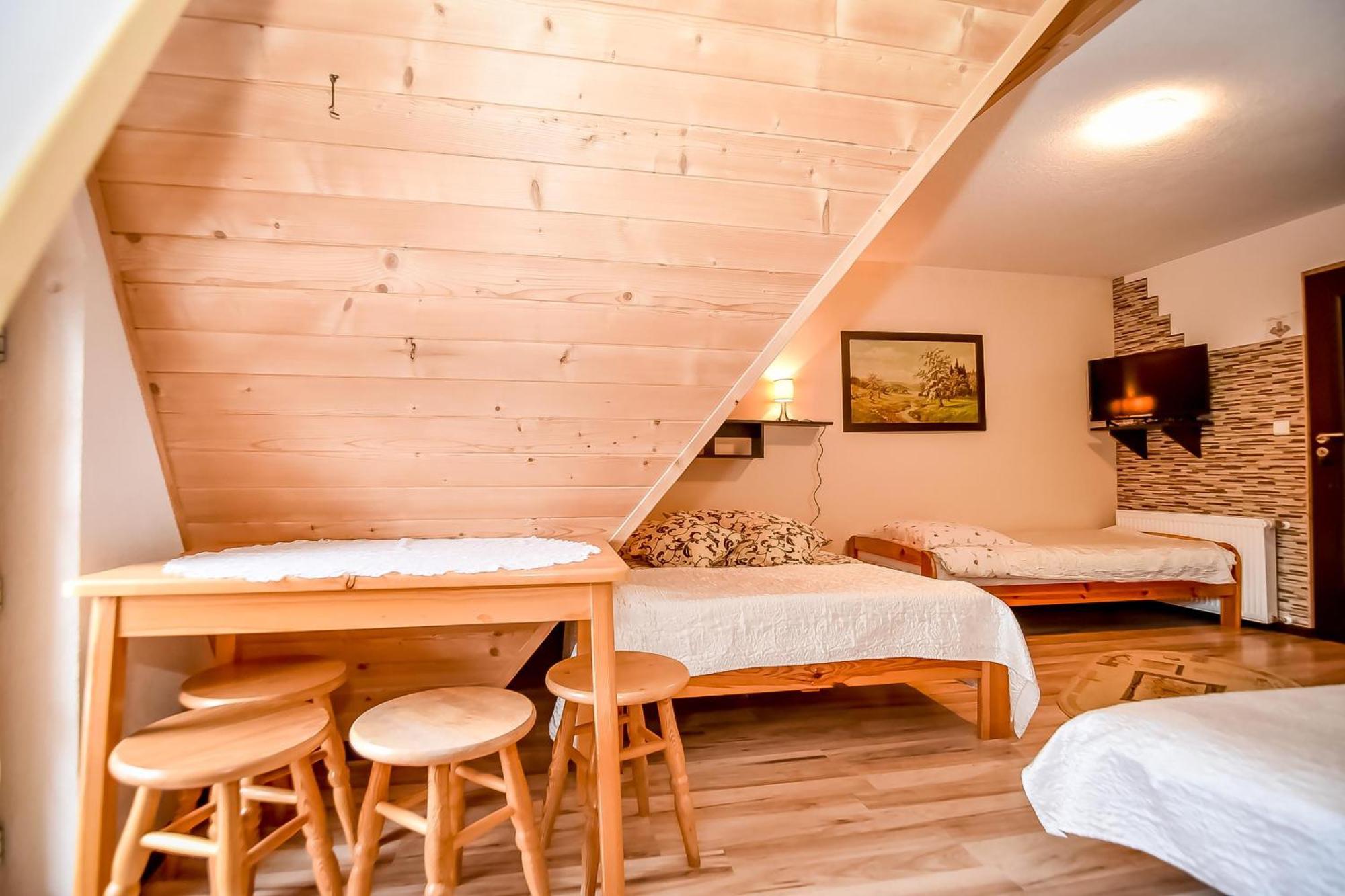 Ciukrowa Chatka Sauna & Jacuzzi Poronin Exteriör bild